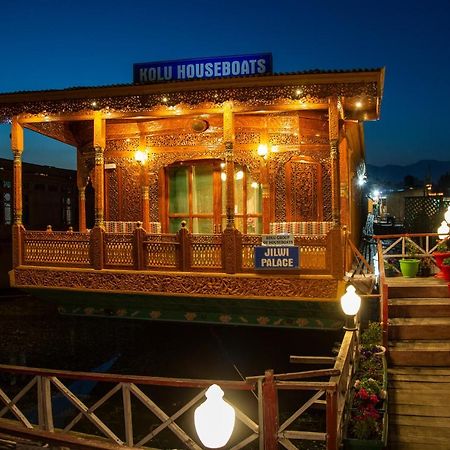 Hotel Kolu Group Of Houseboats à Srīnagar Extérieur photo