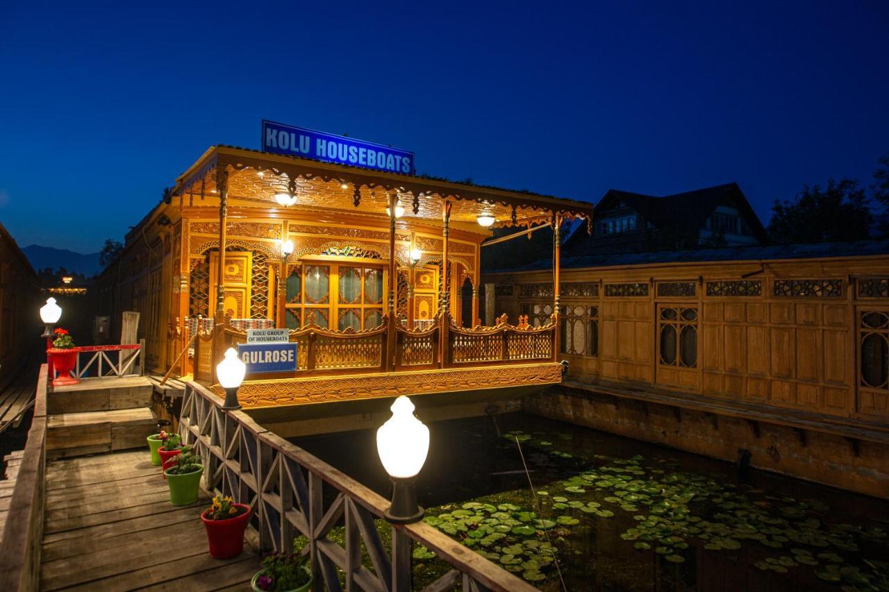 Hotel Kolu Group Of Houseboats à Srīnagar Extérieur photo
